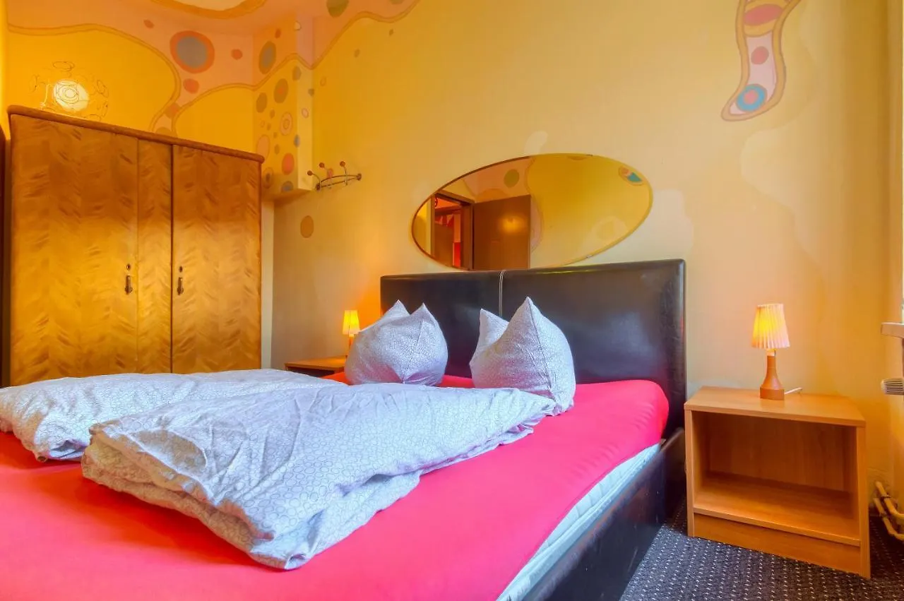 Hostel Lollis Homestay Dresden