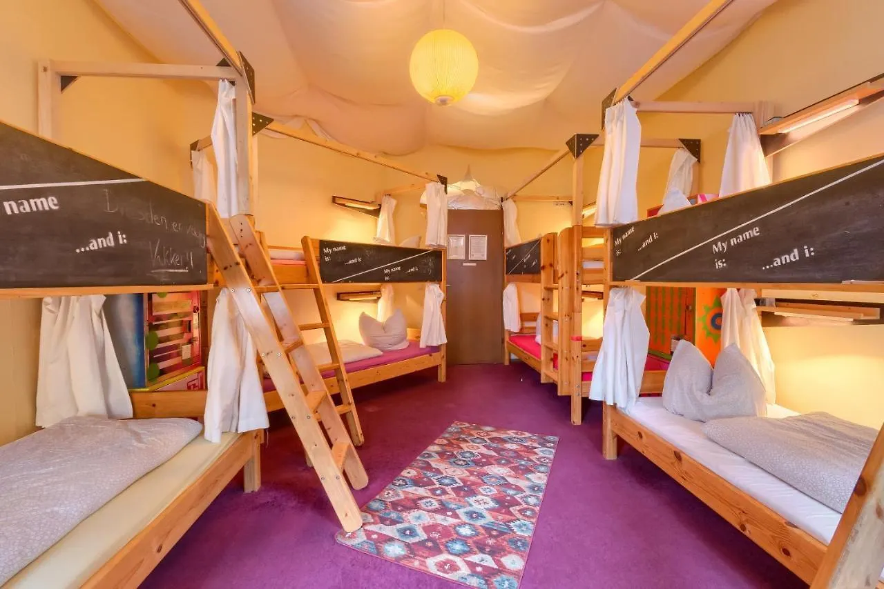 Hostel Lollis Homestay Δρέσδη