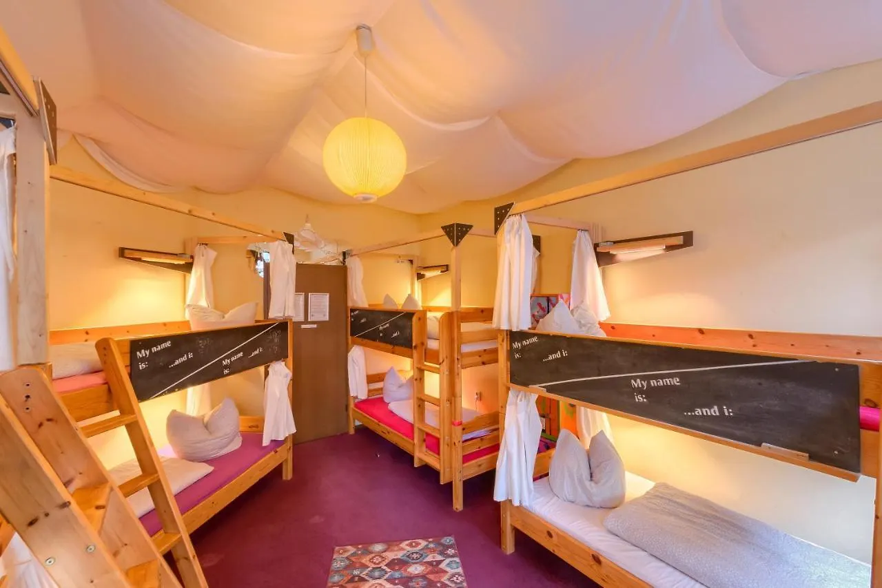 Hostel Lollis Homestay Δρέσδη 0*,