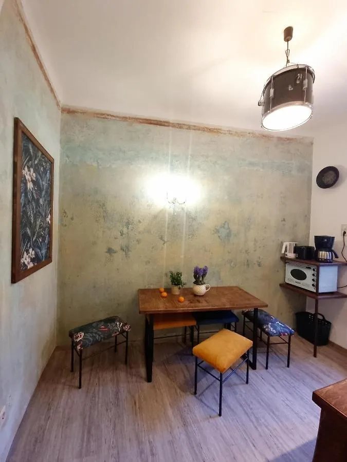 Hostel Lollis Homestay Dresden