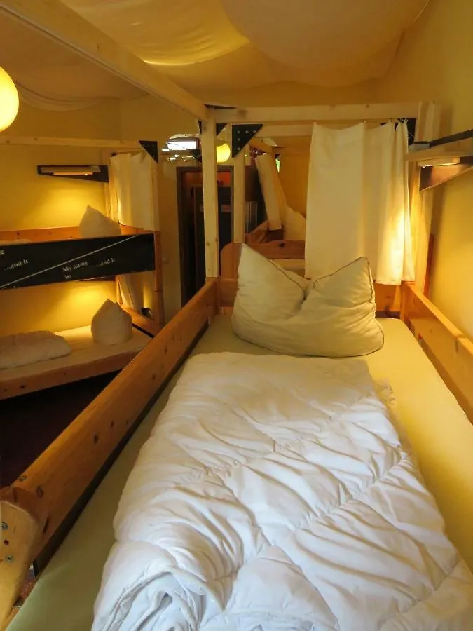 Hostel Lollis Homestay Dresden